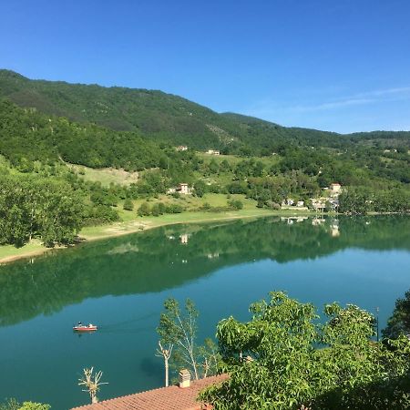 Casa Sul Lago Nonna Gio' Colle di Tora Extérieur photo