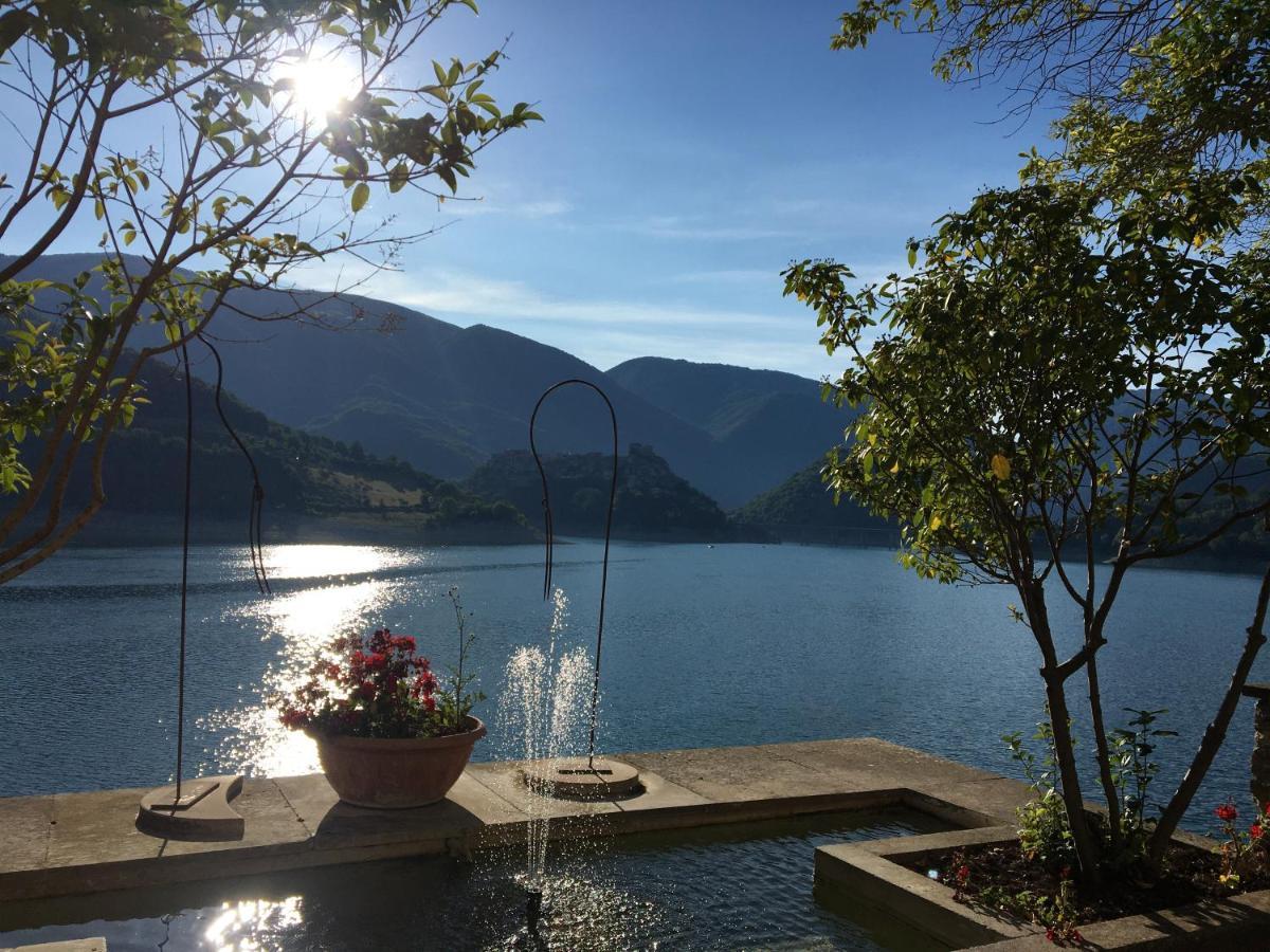 Casa Sul Lago Nonna Gio' Colle di Tora Extérieur photo